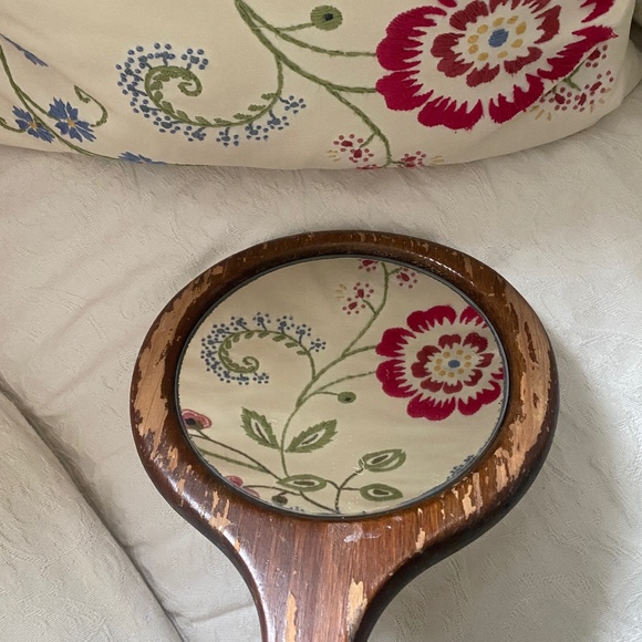 VTG I Long Handle Round Wood Hand Mirror Bird Dogwood Flowers - Picture 5 of 16